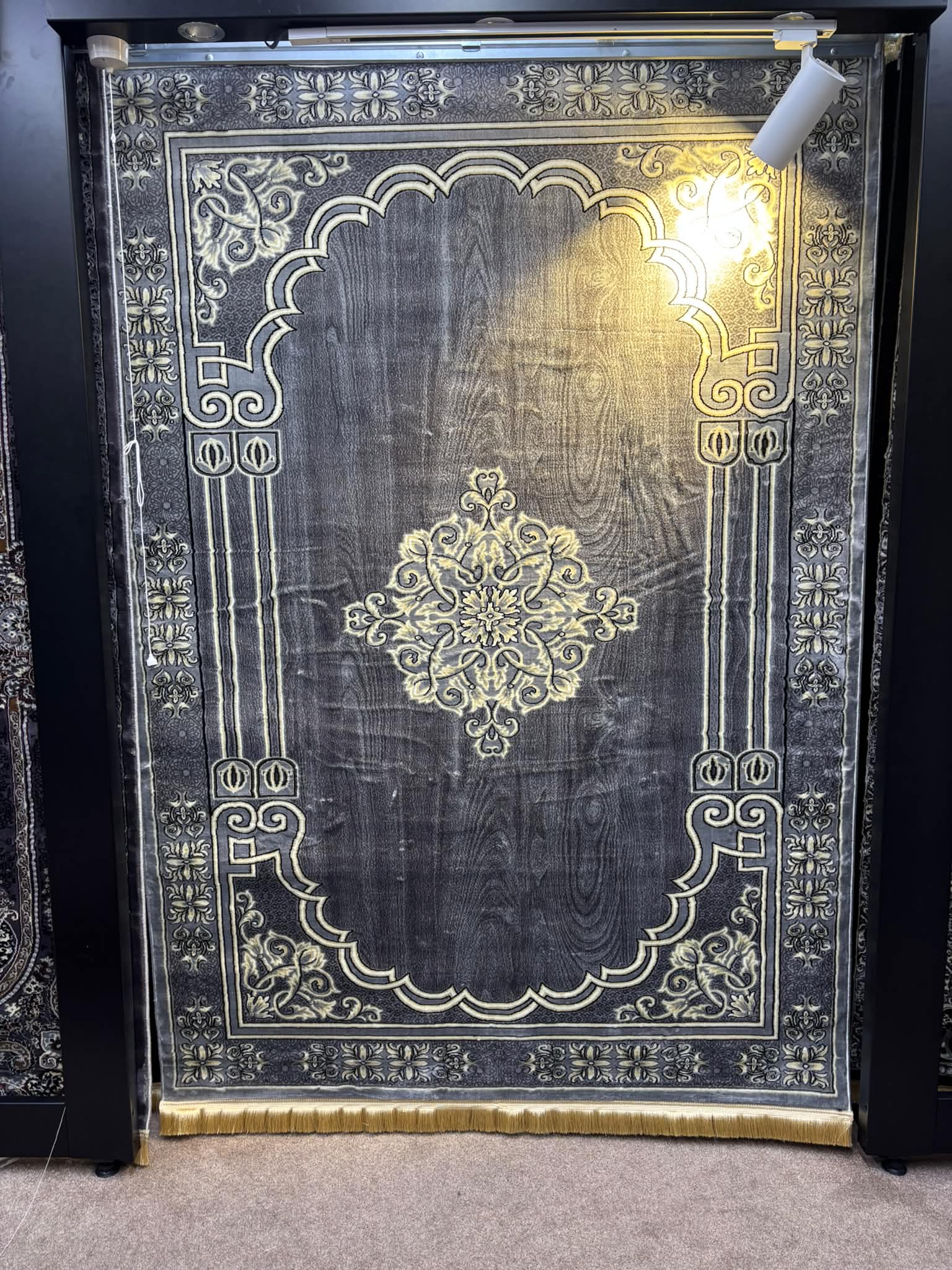 Turkey‑Style Rug – Traditional Luxury Design