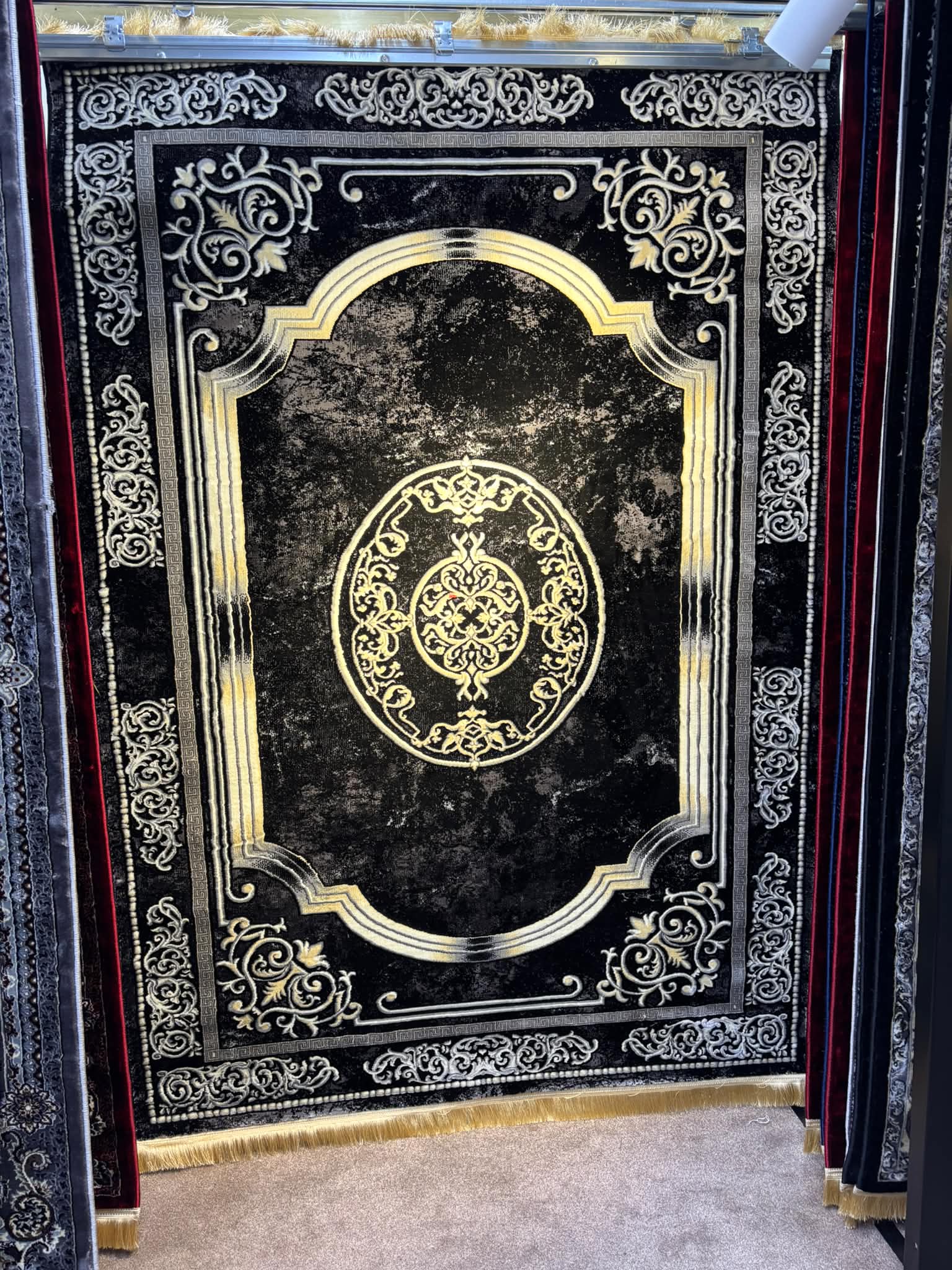 Turkey‑Style Rug – Traditional Luxury Design