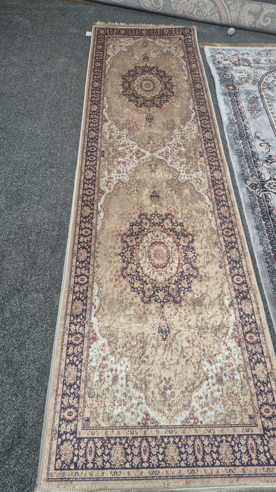 Persian‑Style Rug – Black Edition (Premium Quality)