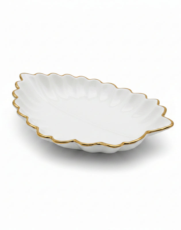 Ceramic Fruit Plate — Leaf Shape 14.5